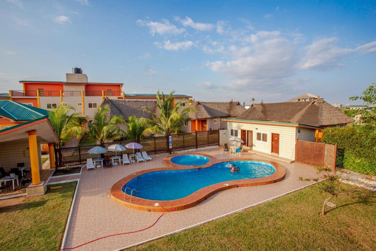 La Tua Villas Prampram ภายนอก รูปภาพ
